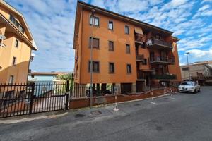 Rif.31 Appartamento Bi-livello e posto auto Marino