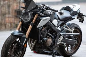 Honda CB650R ABS/TCS – 2019 – Accessoriata