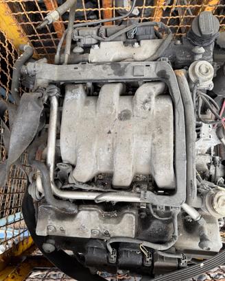 Motore Mercedes V 6