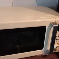 forno microonde 20 litri..