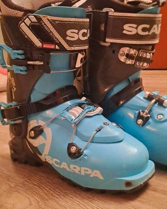 scarponi scialpinismo Scarpa