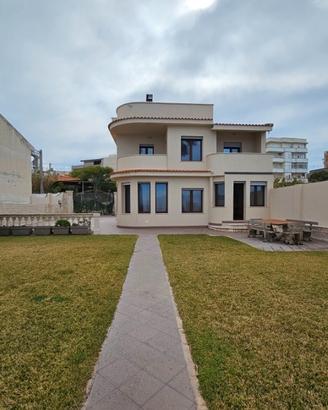 Villa Lussuosa Sul Mare 240 Mq + Giardino Pellaro