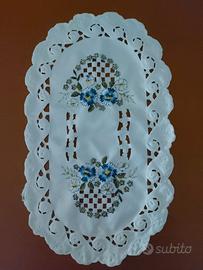 Centrotavola in raso bianco