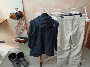 kit completo snowboard scarponi giacca pantaloni