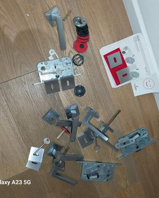 Maniglie porte interne Colombo