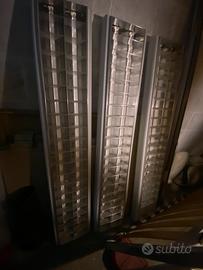 Lampade da ufficio con luci