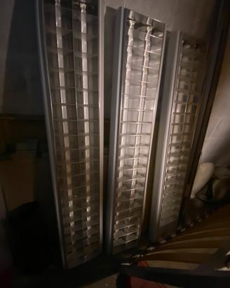 Lampade da ufficio con luci