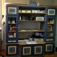 Parete soggiorno in LEGNO MASSELLO con vetrine – m