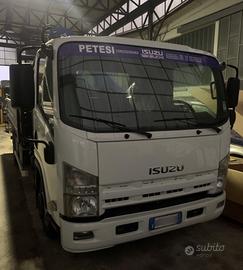 Isuzu usato P75 ribaltabile e gru