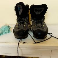 Scarpone alpinismo trekking Scarpa Manta Tek