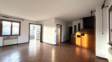 PORZIONE DI TRIFAMILIARE A PREGANZIOL