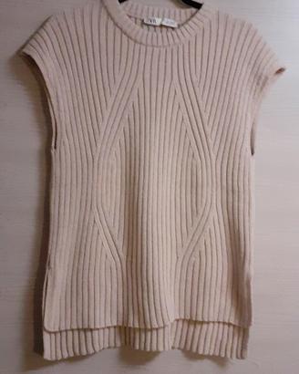 Maglia smanicata in cotone.