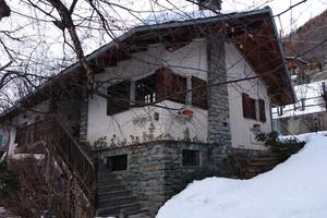 Baita con giardino a St. Oyen (AO)