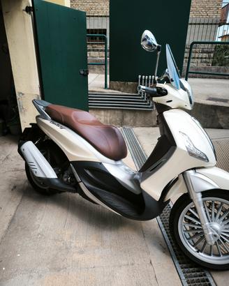 Scooter Piaggio Beverly 300