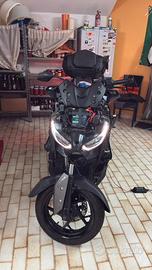 Yamaha X max 300 Incidentato
