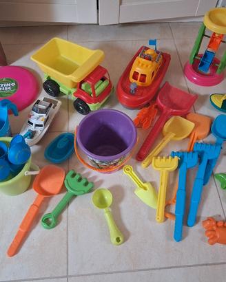 Giochi per la spiaggia secchielli palette formine