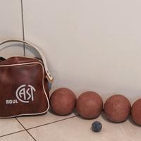 bocce con boccino e borsa