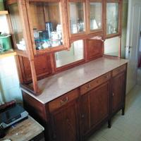 credenza con vetrina 