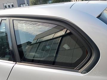 Vetro fisso posteriore sx BMW 320D 2007 mod SW N47
