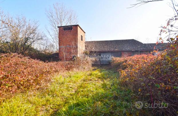 VOLPIANO ANTICA FORNACE CON GIARDINO PRIVATO.