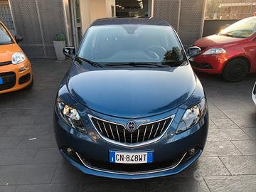 Lancia Ypsilon 1.0 FireFly 5 porte S&S Hybrid Ecoc