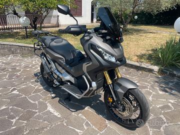 Honda X- ADV 750 - 2017 -BAULETTO E BORSE LATERALI