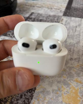 Apple airpods