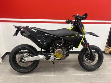 HUSQVARNA 701 Supermoto SM