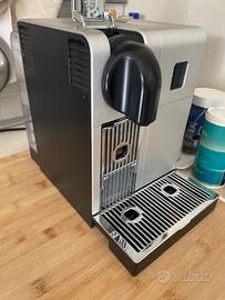 Macchina Caffè Nespresso Delonghi “ lattissima Pro