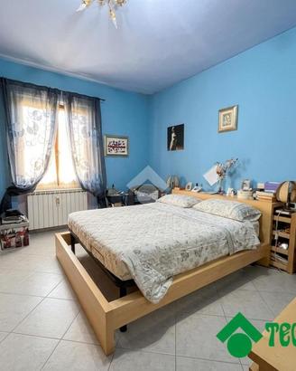 CASA SEMINDIPENDENTE A SARZANA