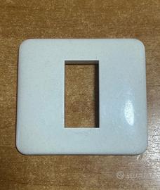 Placca Legrand Cross 6805