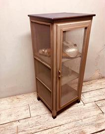 Dispenza per salumi e formaggi