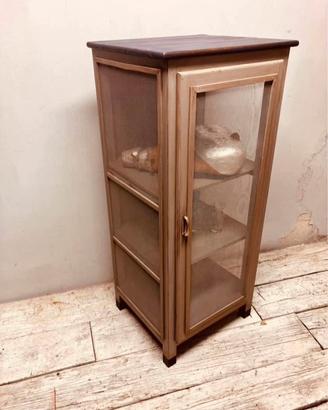 Dispenza per salumi e formaggi