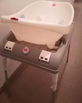 Supporto e vasca per bebè