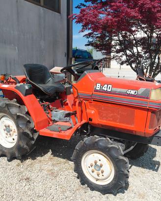 TRATTORINO KUBOTA 25CV  CON FRESA