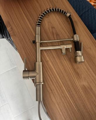 Miscelatore lavello doppia erogazione