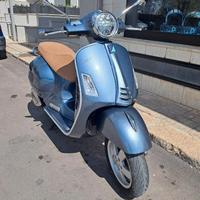 Piaggio vespa gts 300 abs 2019 km 7800 garanzia