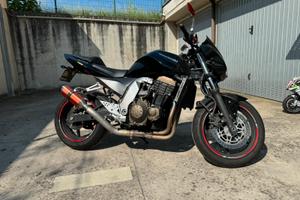 Kawasaki Z750 – 2006 – 36.400 km