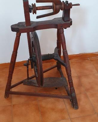 Arcolaio in legno