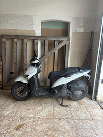 Scooter Yamaha Xenter 125