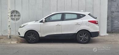 HYUNDAI ix35 2.0 CRDi 4WD–140 CV–2014–185.676km