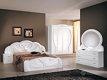 GRUPPO LETTO DAVVERO RICERCATO 180 X 200 CM!