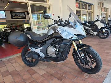 Cf Moto 650 MT TUTTO INCLUSO