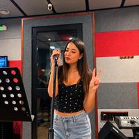 Cantante piano bar,animatrice
