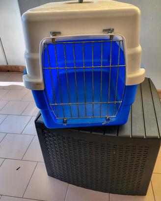 Trasportino per animali  in plastica rigida 