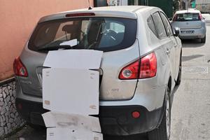 vedo auto per pezzi di ricambio  