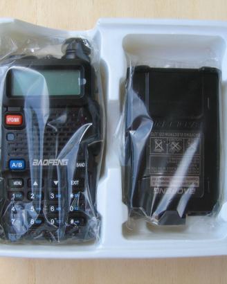 BAOFENG UV-5R VHF/UHF DUAL BAND RADIO