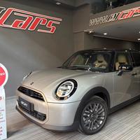 MINI Cooper C 1.5 156cv Automatica Favoured ITALIA
