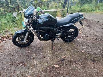 Yamaha FZ6