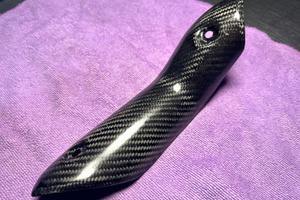 Paracalore carbonio Tuareg 660